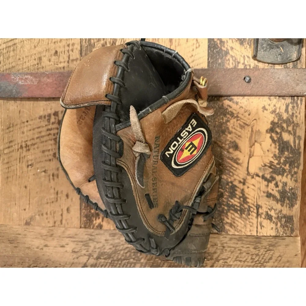 Easton Baseball Catchers Mitt Glove NAT22 Natural Series Right Hand Throw‎ RHT